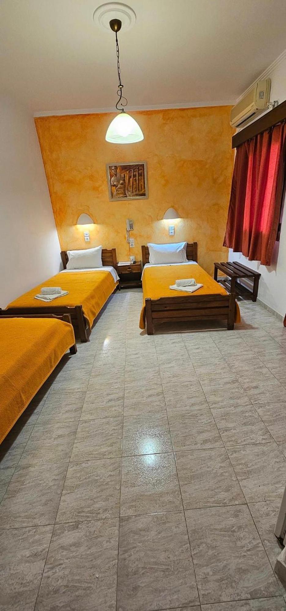 Hotel Palladion Картерадос Екстериор снимка