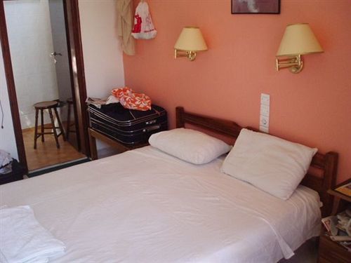 Hotel Palladion Картерадос Екстериор снимка